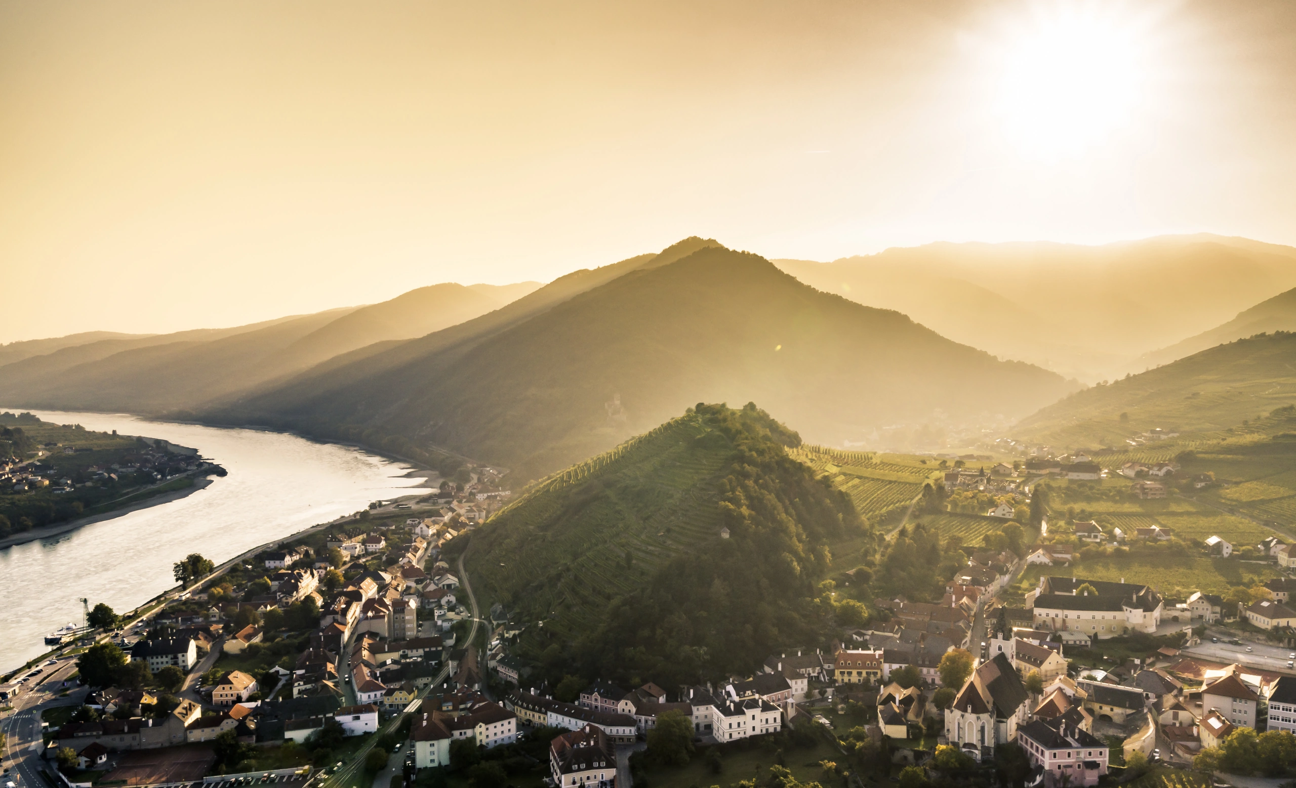 Weinflaschen vom Weingut Lagler in der Wachau